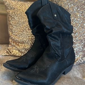 American Rag CIF Black Western boot size 8.5M Kallie